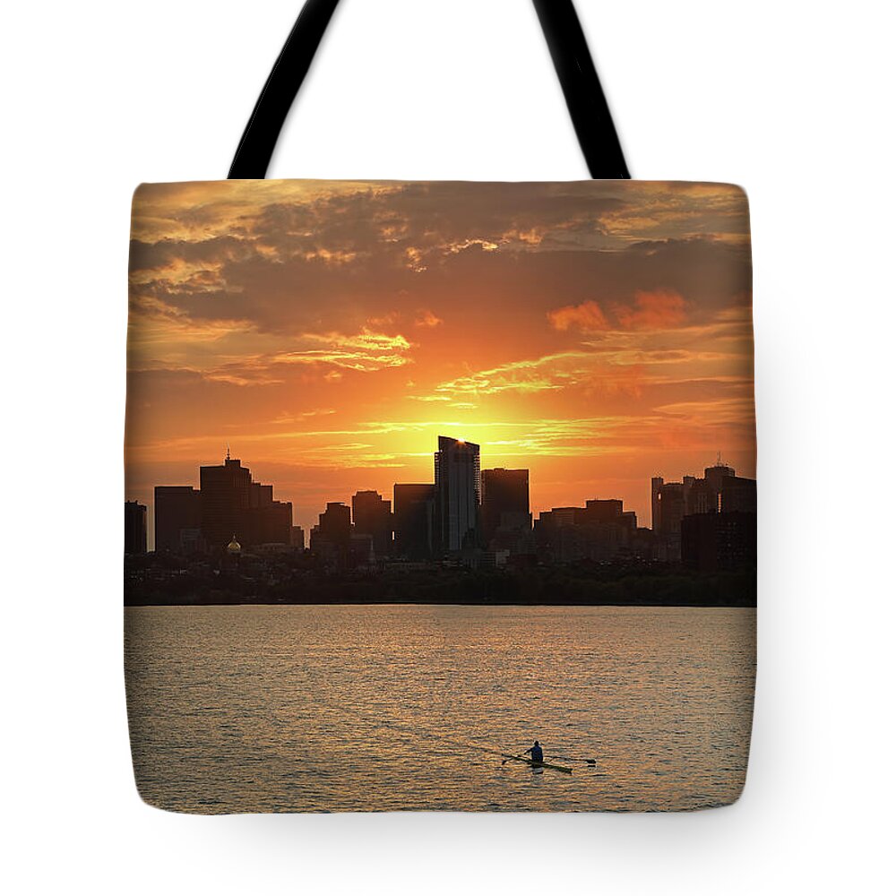 Crew Tote Bag featuring the photograph Working Out Hard by Juergen Roth