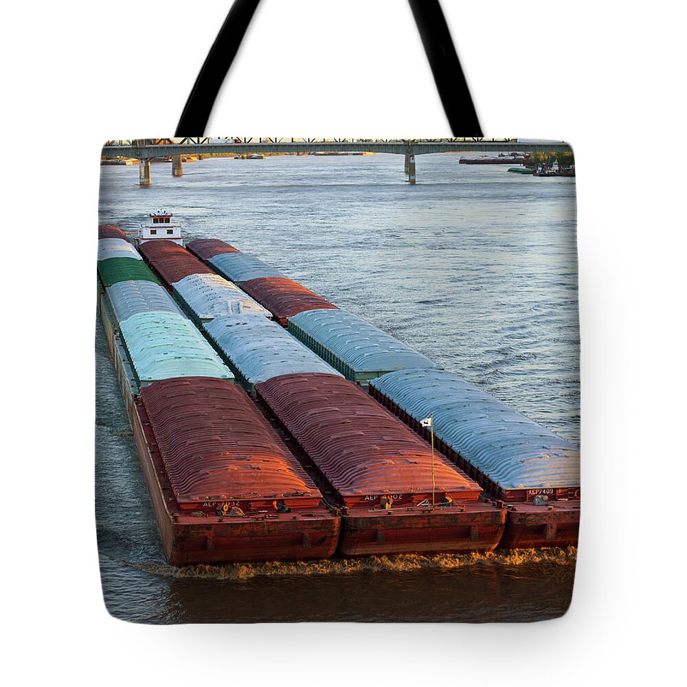 Mississippi River Tote Bag featuring the photograph Working the River by Holly Ross