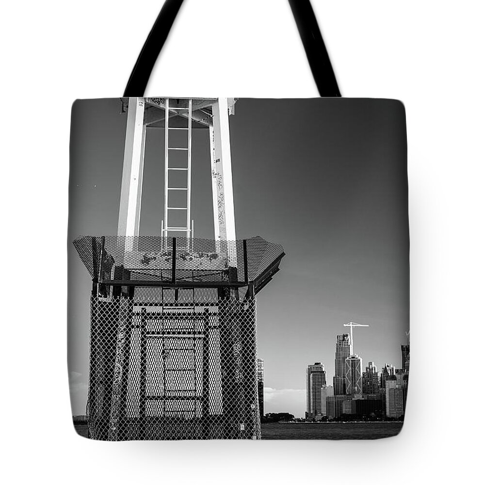 Winterpacht Tote Bag featuring the photograph Chicago Lake Front #1 by Miguel Winterpacht
