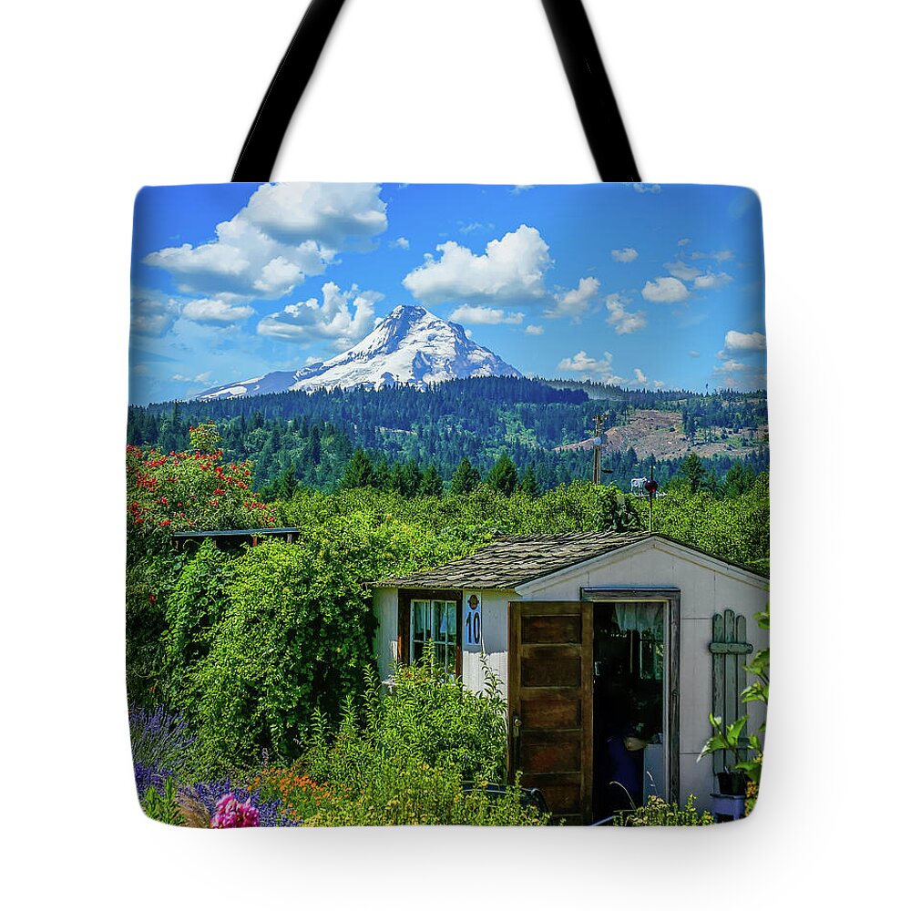 Lavender Valley Farm Tote Bag featuring the photograph Lavender Valley Farm by Robert Bellomy