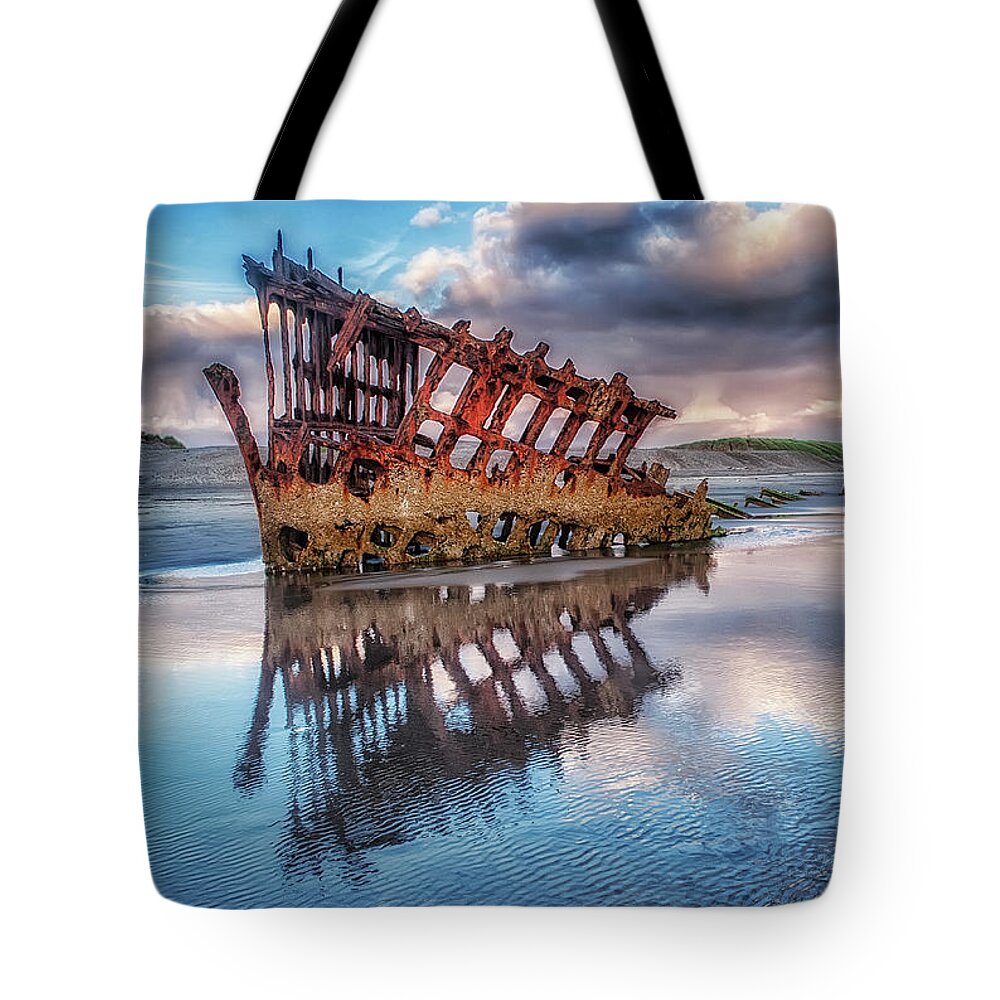 Shipwreck Tote Bag featuring the photograph Wreckage of the Peter Iredale by Wade Aiken