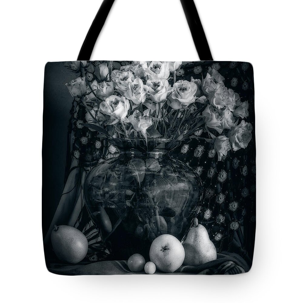 Vintage Tote Bag featuring the photograph Vintage Roses #1 by Sandra Selle Rodriguez