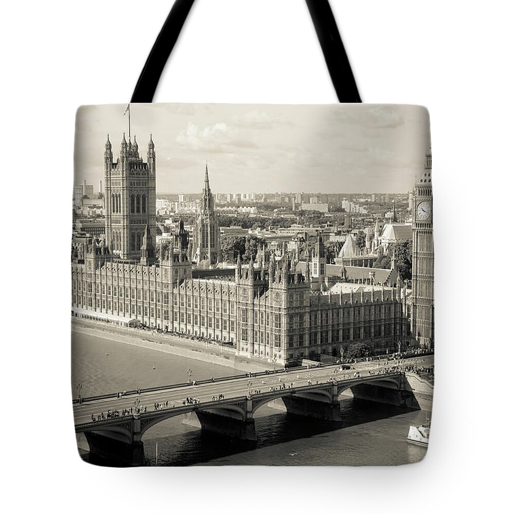 Clock Tower Tote Bag featuring the photograph London Big Ben And House Of Parliament #4 by Franckreporter