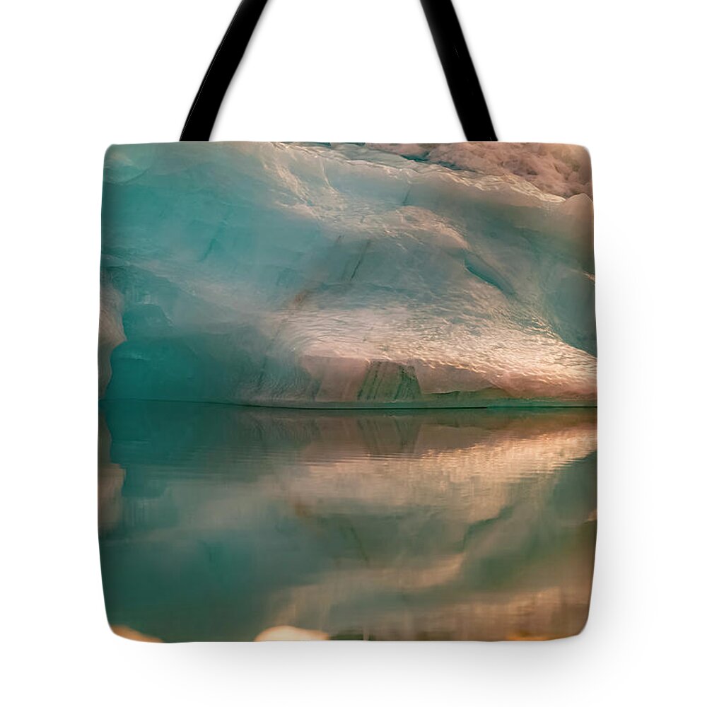 Ice Tote Bag featuring the photograph Sunset on Ice by Scott Slone