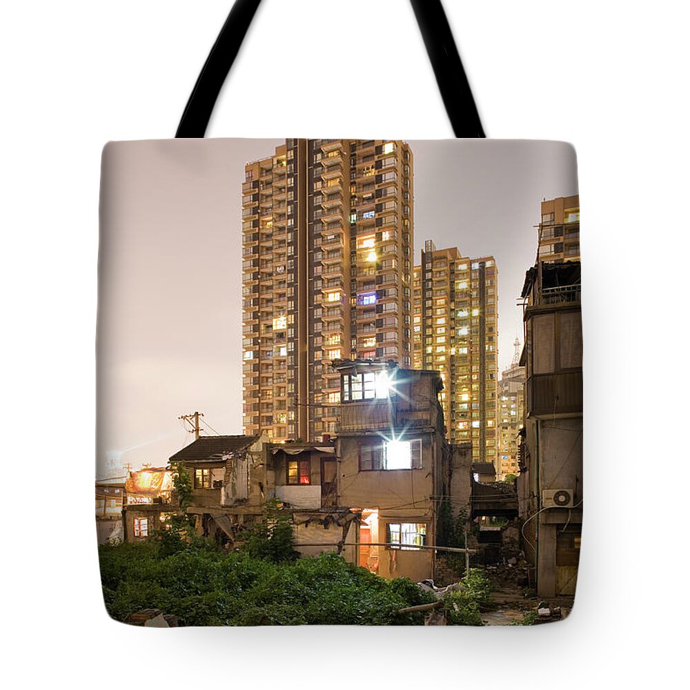 Outdoors Tote Bag featuring the photograph Shanghai #5 by Arnd Dewald