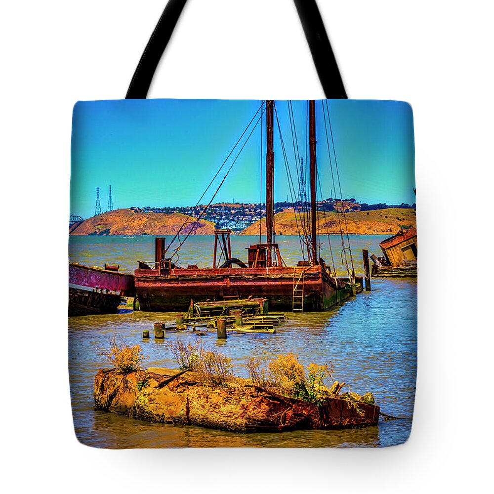 Abandoned Tote Bag featuring the photograph Abandoned Boats Benicia Bay by Garry Gay