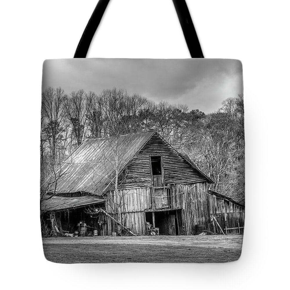 Appalachia Tote Bag featuring the photograph Along the Country Backroads by Debra and Dave Vanderlaan