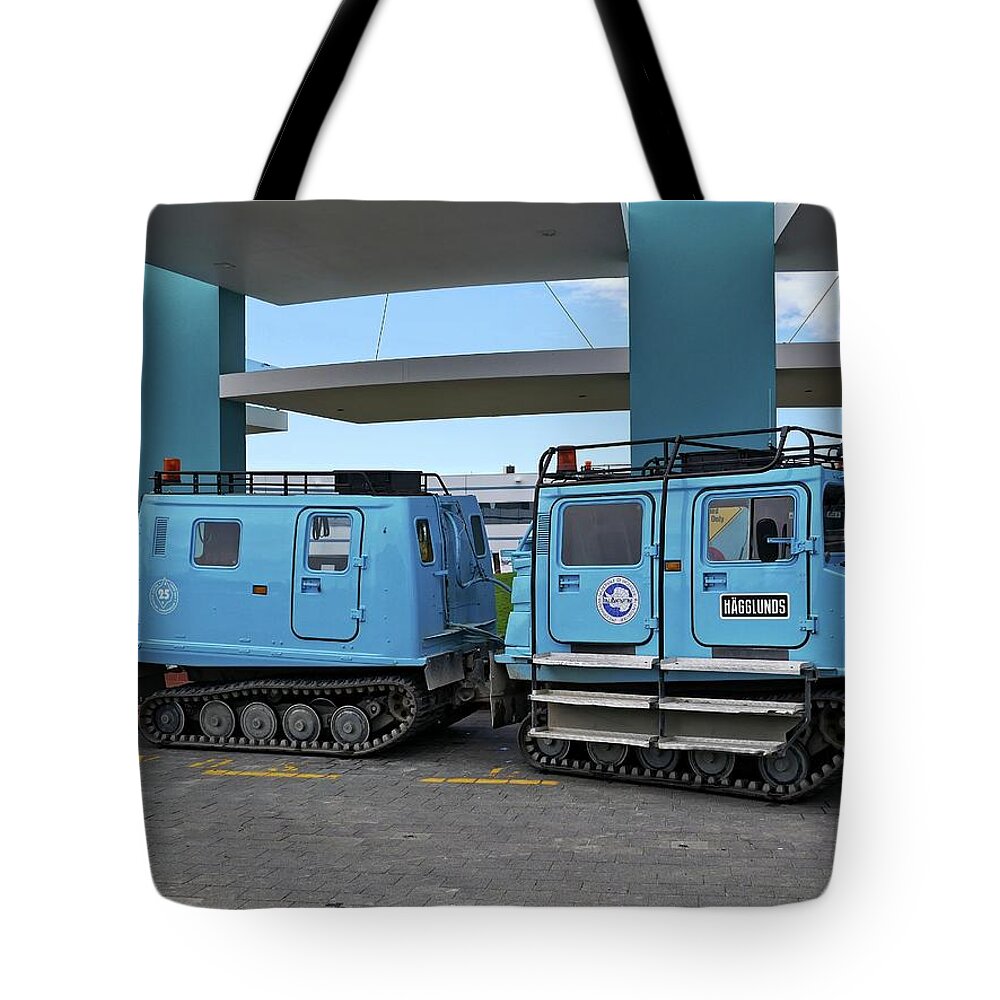 Hagglunds Tote Bag featuring the photograph Antarctic Explorer by Martin Smith