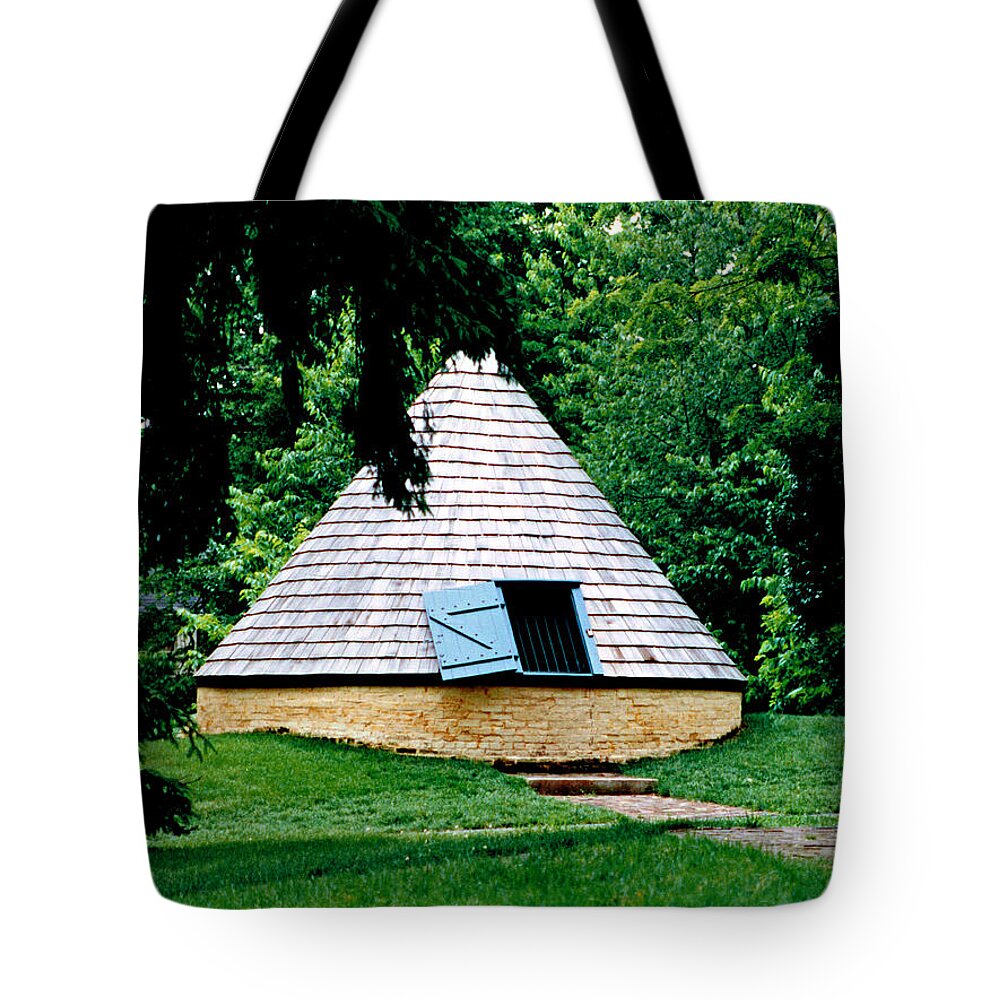 Ashland Tote Bag featuring the photograph Ashland Ice House by Mike McBrayer