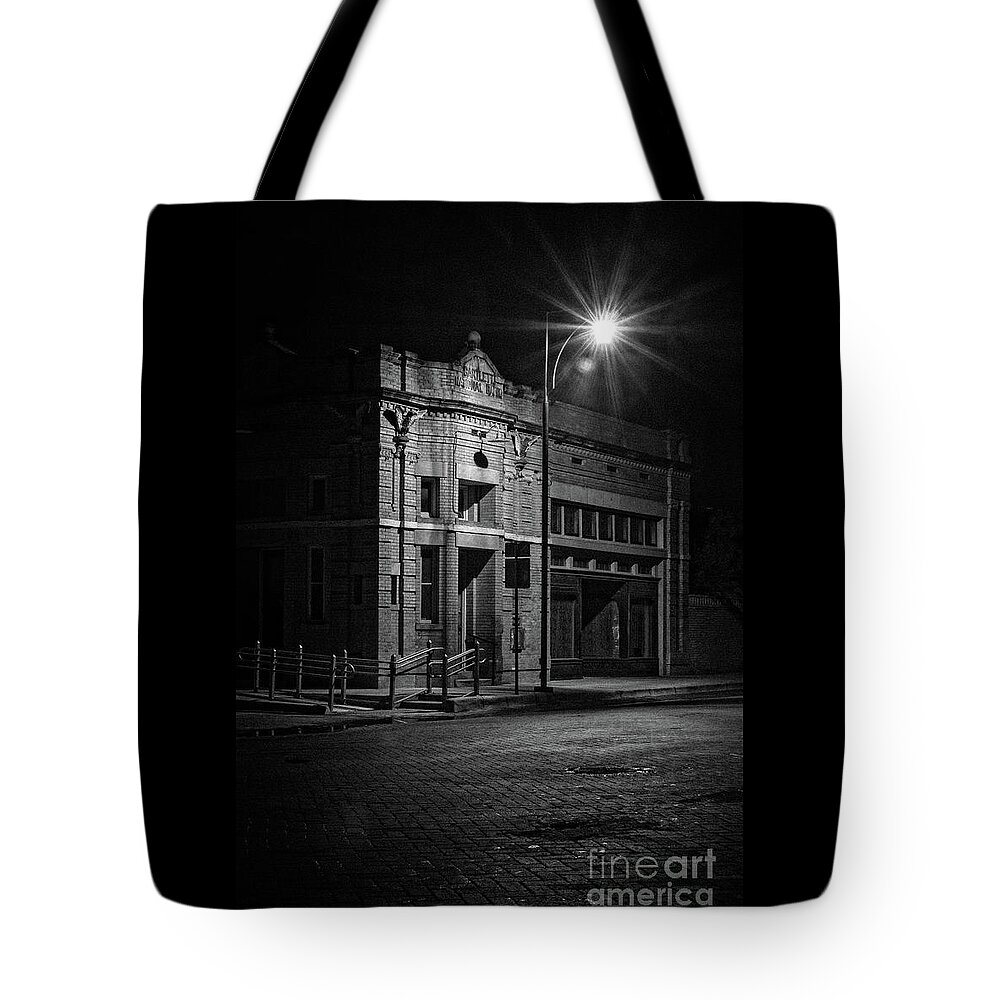 Barlett National Bank Tote Bag featuring the photograph Bartlett National Bank by Imagery by Charly