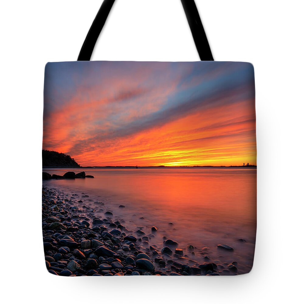 Hull Tote Bag featuring the photograph Beach Fury by Rob Davies