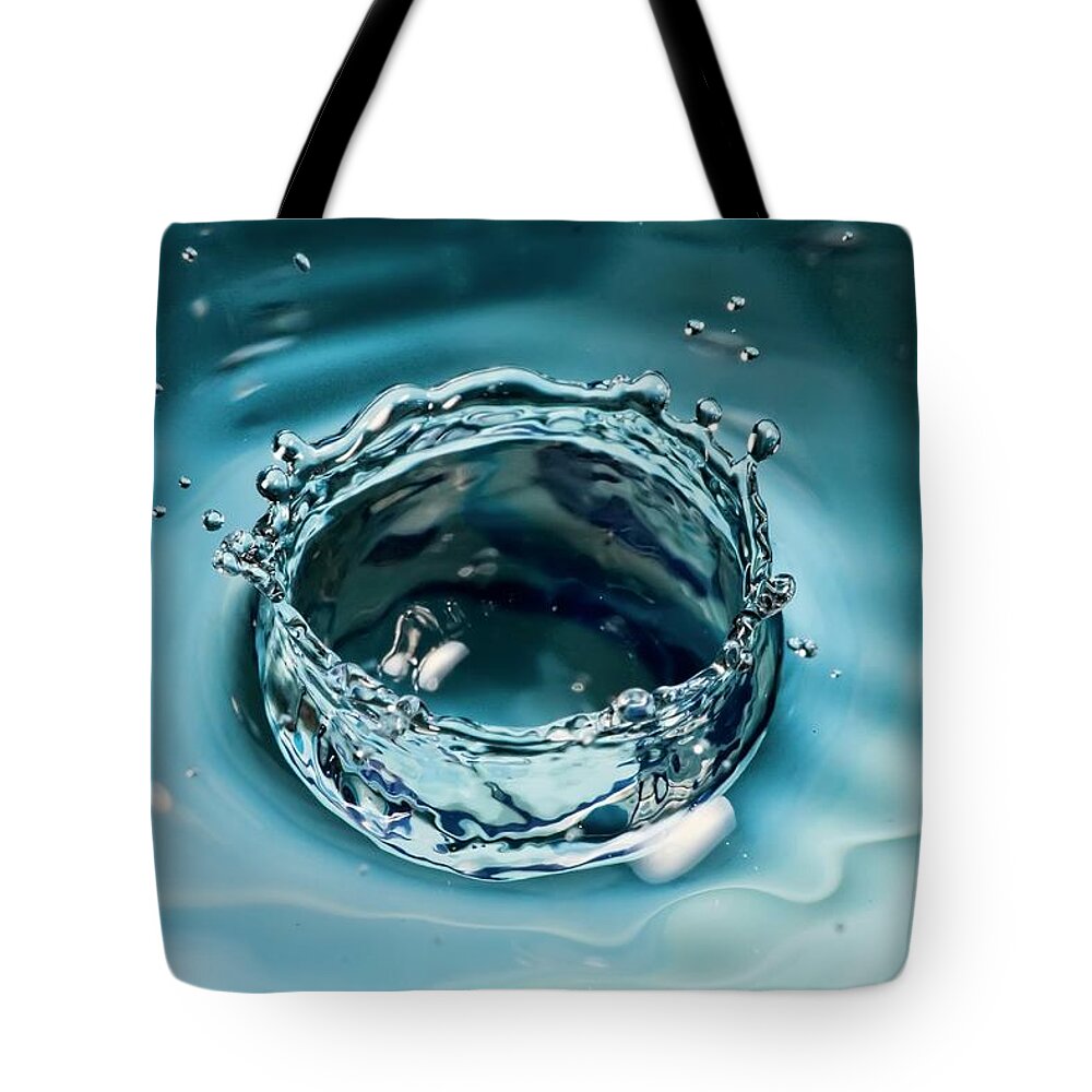 Udine Tote Bag featuring the photograph Blue Breakthrough by Spettacolopuro - Andrea Rossi