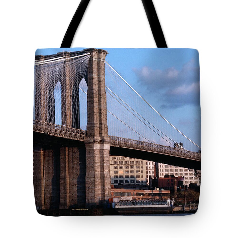 Built Structure Tote Bag featuring the photograph Brooklyn Bridge by Dick Luria