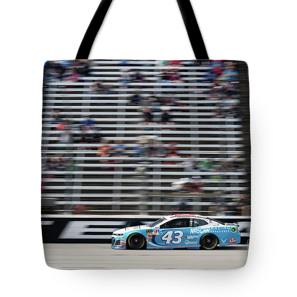 Bubba Wallace Tote Bag featuring the photograph Bubba Wallace #43 by Paul Quinn