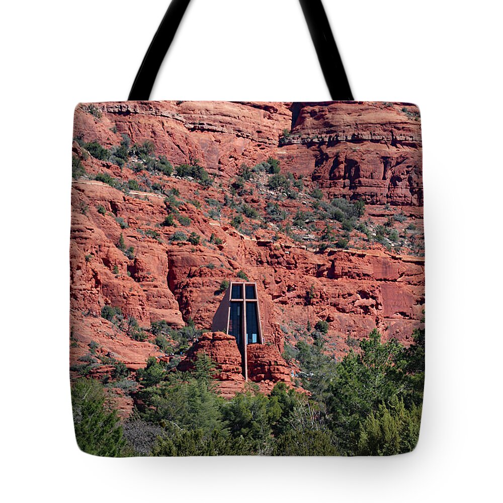 Chapel Of The Holy Cross Tote Bag featuring the photograph Chapel of the Holy Cross by David T Wilkinson