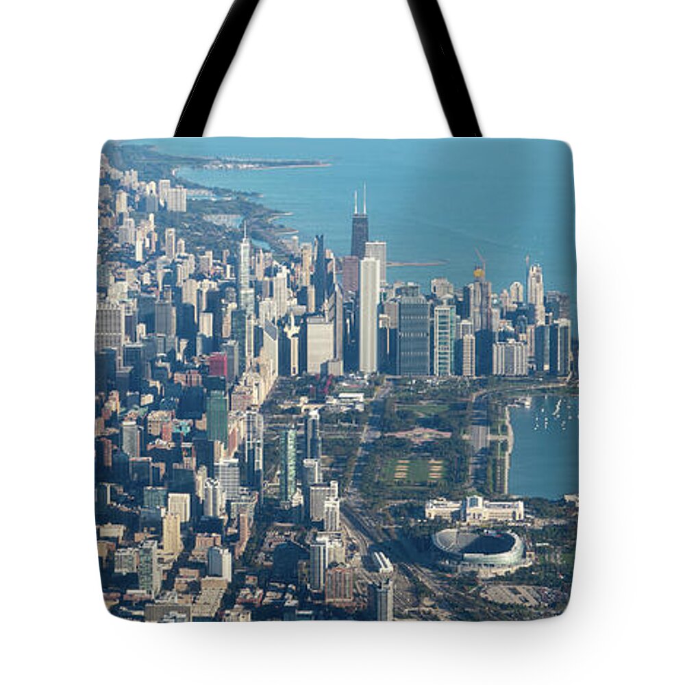 Chicago Tote Bag featuring the photograph Chicago Loop by Brooke Bowdren