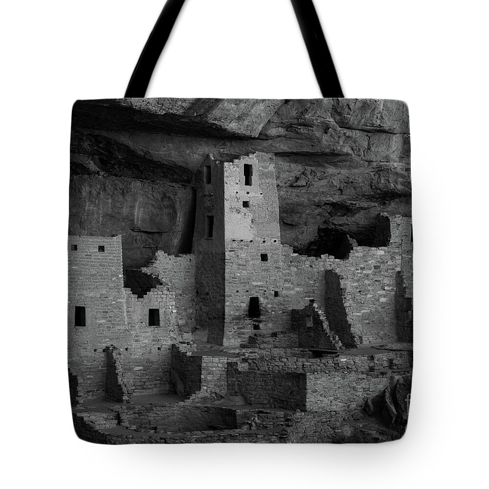 Cliff Palace Tote Bag featuring the photograph Cliff Palace South by Jeff Hubbard