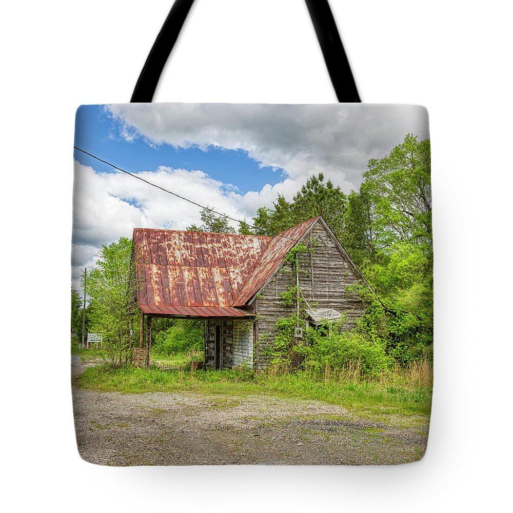 Abandon Tote Bag featuring the photograph Country Store by Donna Twiford