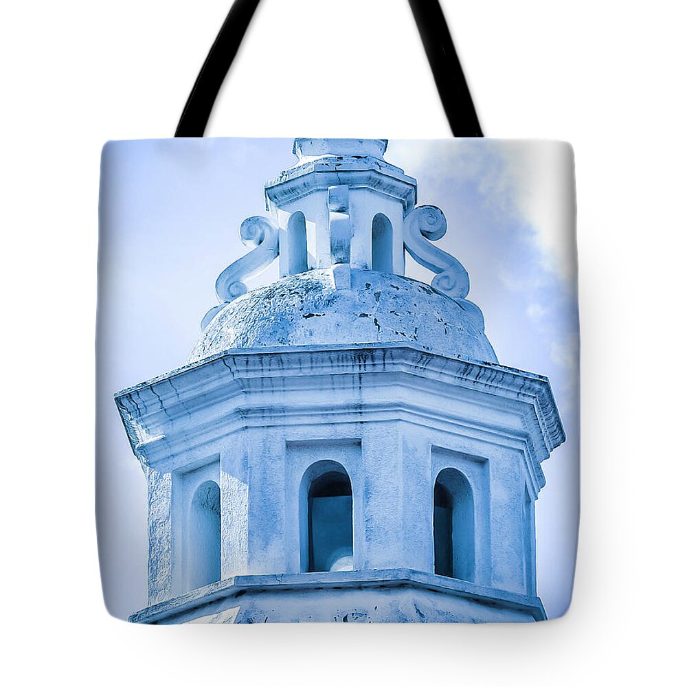 Cupula Tote Bag featuring the photograph Cupula azulada by Matias Feucht