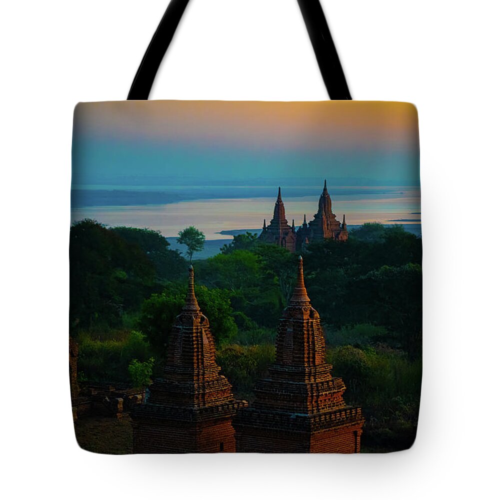 Bagan Tote Bag featuring the photograph Dawn In Bagan by Chris Lord