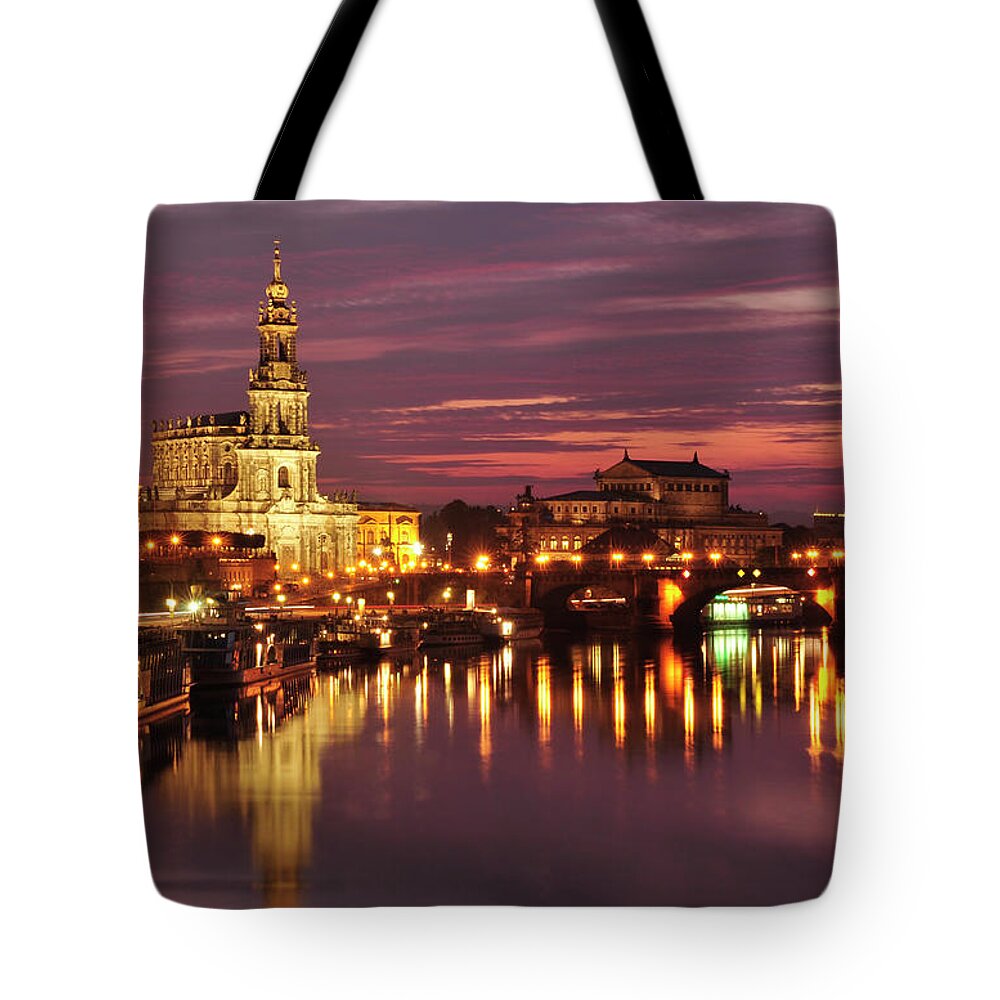 Art Tote Bag featuring the photograph Dresden, Afterglow Over The Skyline by Zu 09