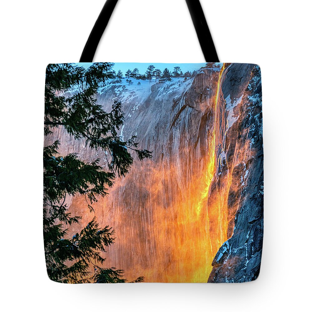 Yosemite Tote Bag featuring the photograph Firefall on El Capitan by Kenneth Everett
