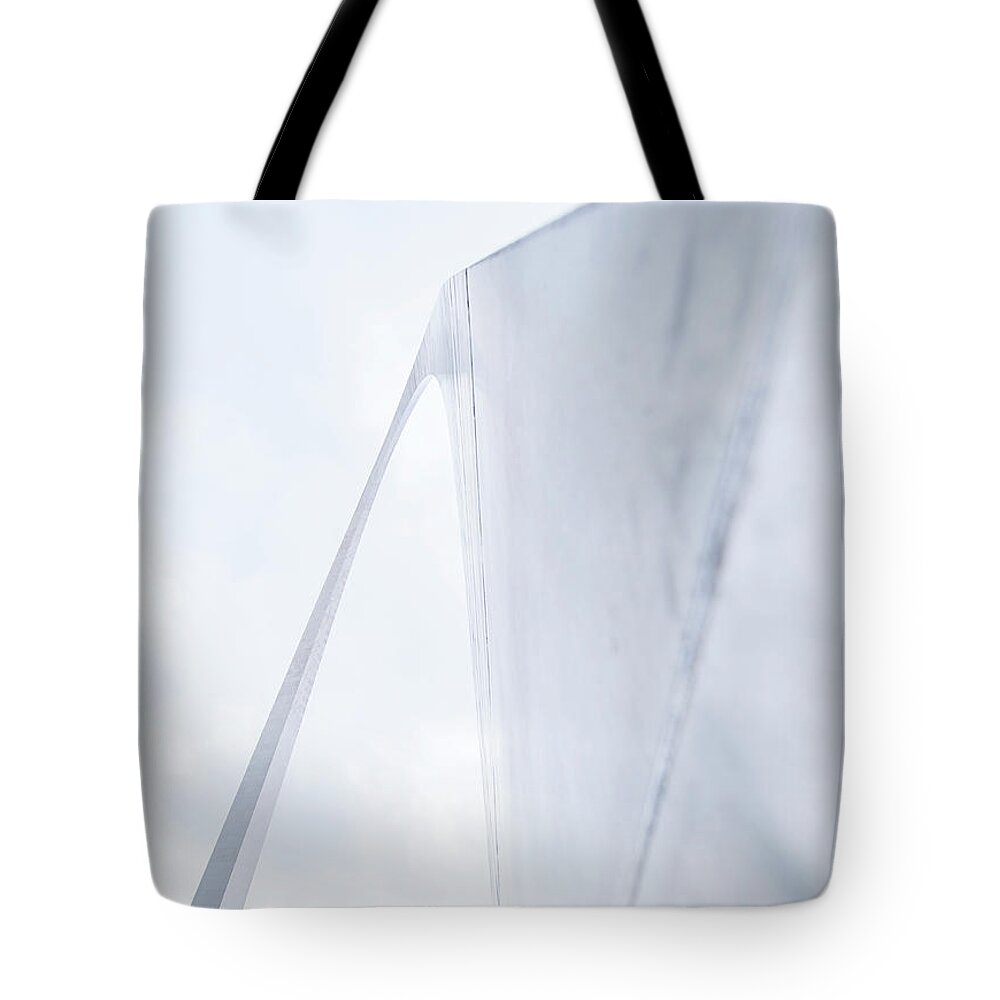 Gateway Arch Tote Bag featuring the photograph Gateway Arch by Steven Keys