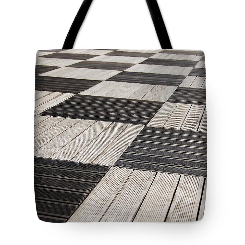 Wood Tote Bag featuring the photograph Geometrie by Geom.grande@gmail.com
