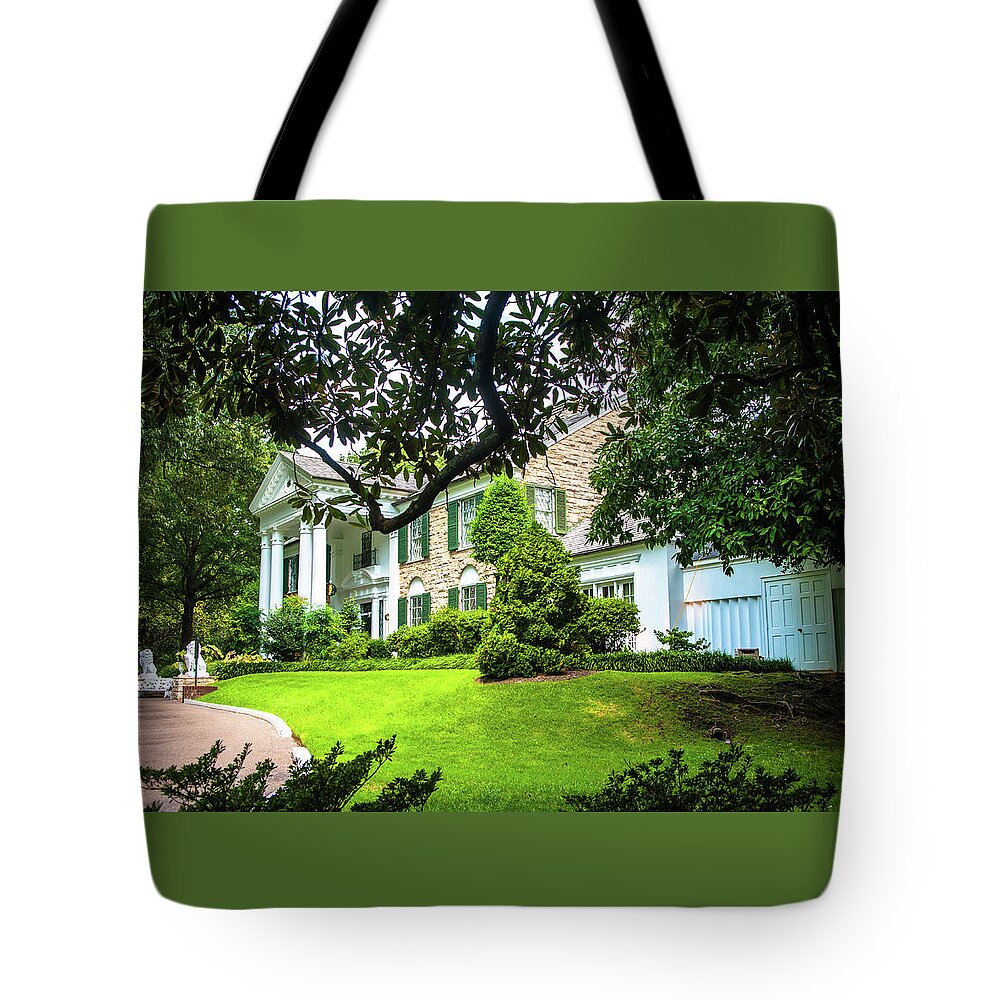 Graceland Tote Bag featuring the photograph Graceland Mansion_006 by James C Richardson