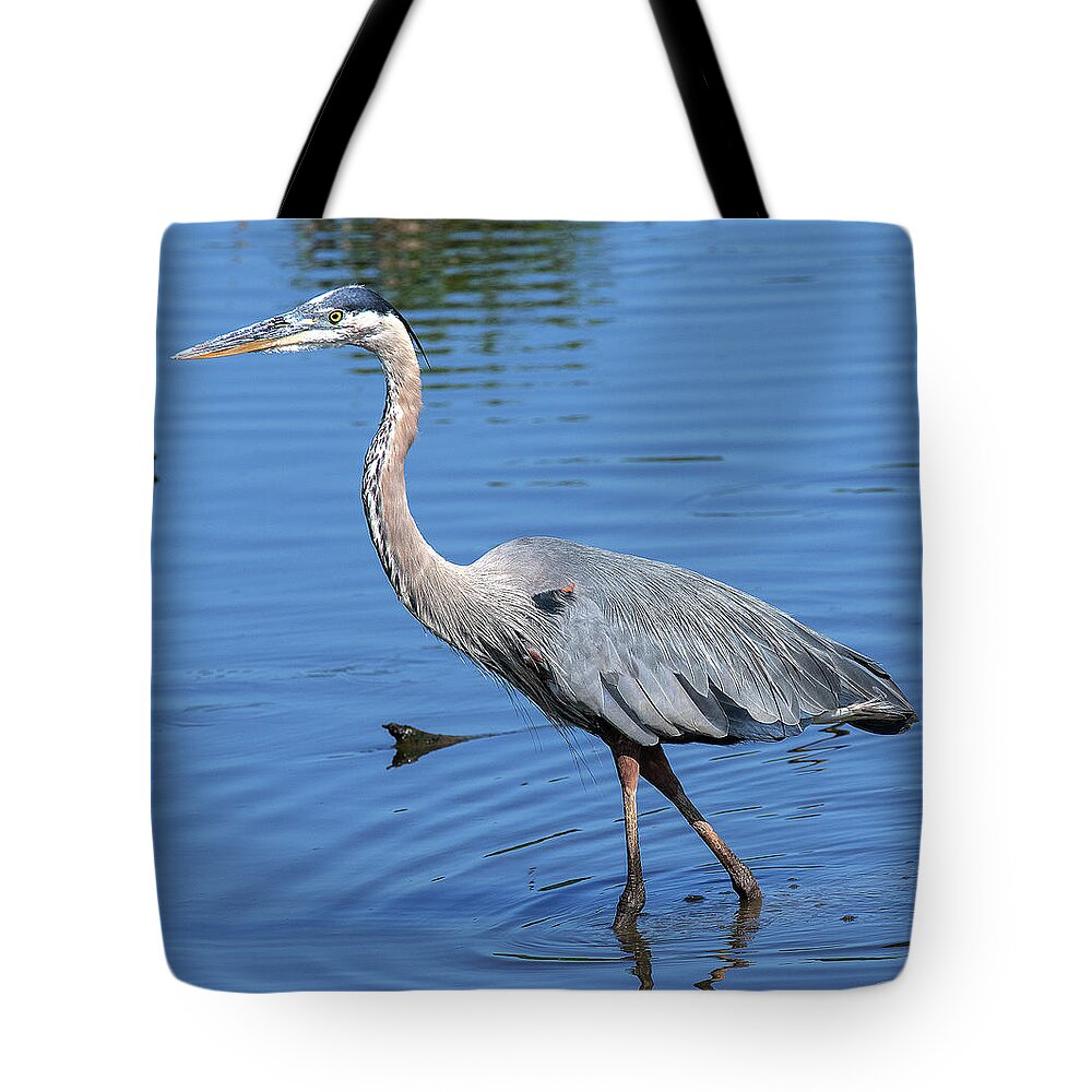 Nature Tote Bag featuring the photograph Great Blue Heron DMSB0167 by Gerry Gantt