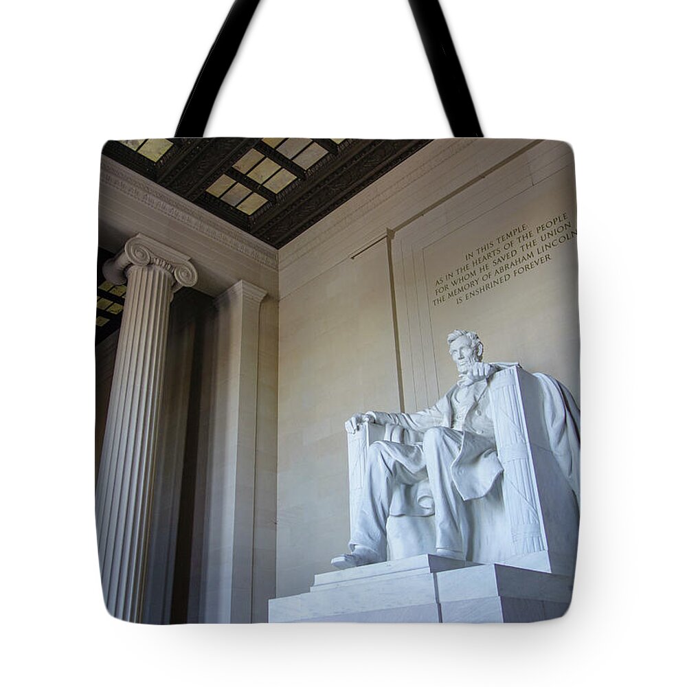 16th President Tote Bag featuring the photograph HIs Truth Marches On by Todd Bannor