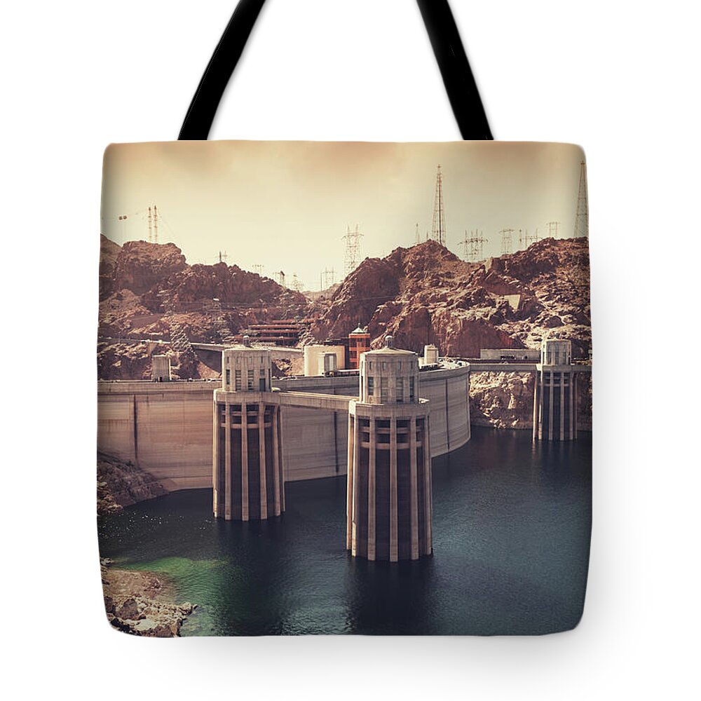 Reservoir Tote Bag featuring the photograph Hoover Dam by Shaunl