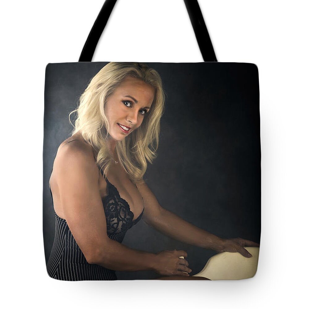  Tote Bag featuring the photograph Inviting by Keith Lovejoy