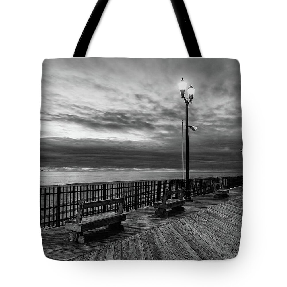 Winter Tote Bag featuring the photograph Jersey Shore in Winter by Kyle Lee