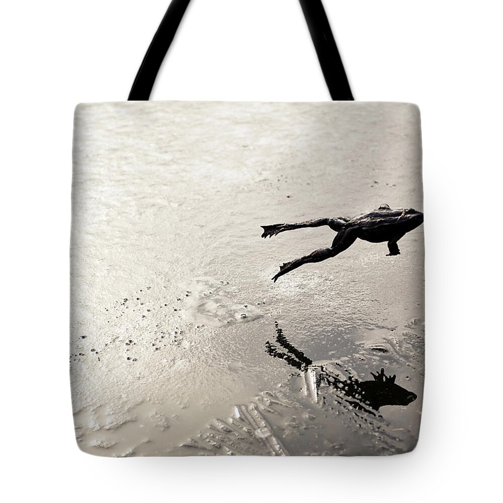 Animal Themes Tote Bag featuring the photograph Jumping Frog by Rafal Klisowski