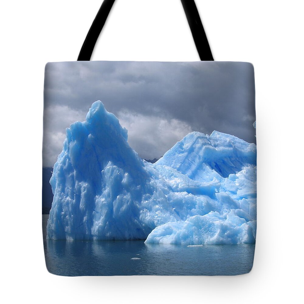 Tranquility Tote Bag featuring the photograph Laguna San Rafael by Thomas Griggs