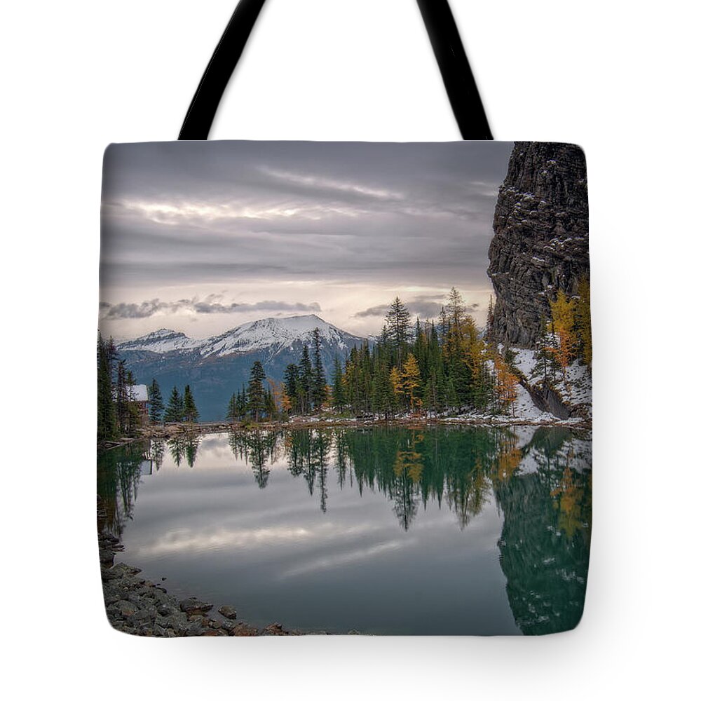 Canada Tote Bag featuring the photograph Lake Agnes Teahouse by Catherine Reading