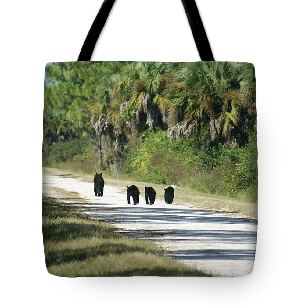Florida Tote Bag featuring the photograph Leader of the Pack by Lindsey Floyd