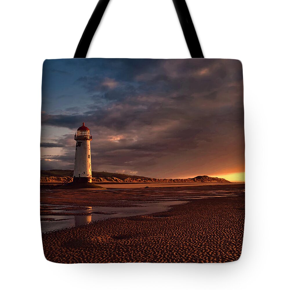 Tranquility Tote Bag featuring the photograph Lighthouse In The Sunset by Photo By Steve Wilson