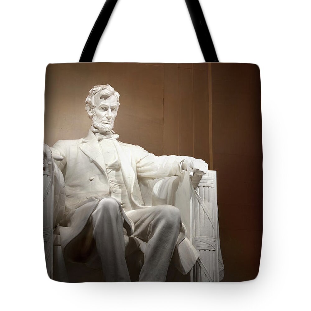 Statue Tote Bag featuring the photograph Lincoln Memorial by Ninjamonkeystudio