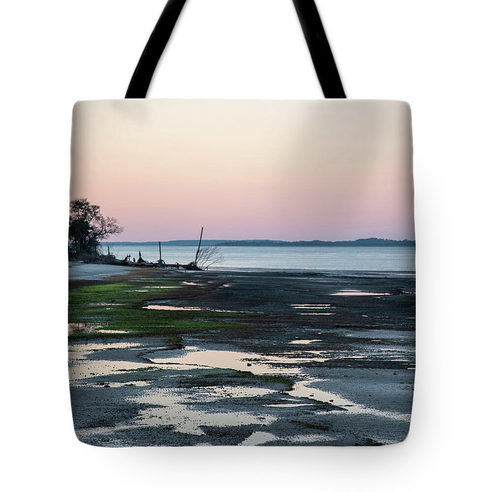 Low Tide Tote Bag featuring the photograph Low-Tide Sunset at Dolphin Head's Hidden Beach by Dennis Schmidt