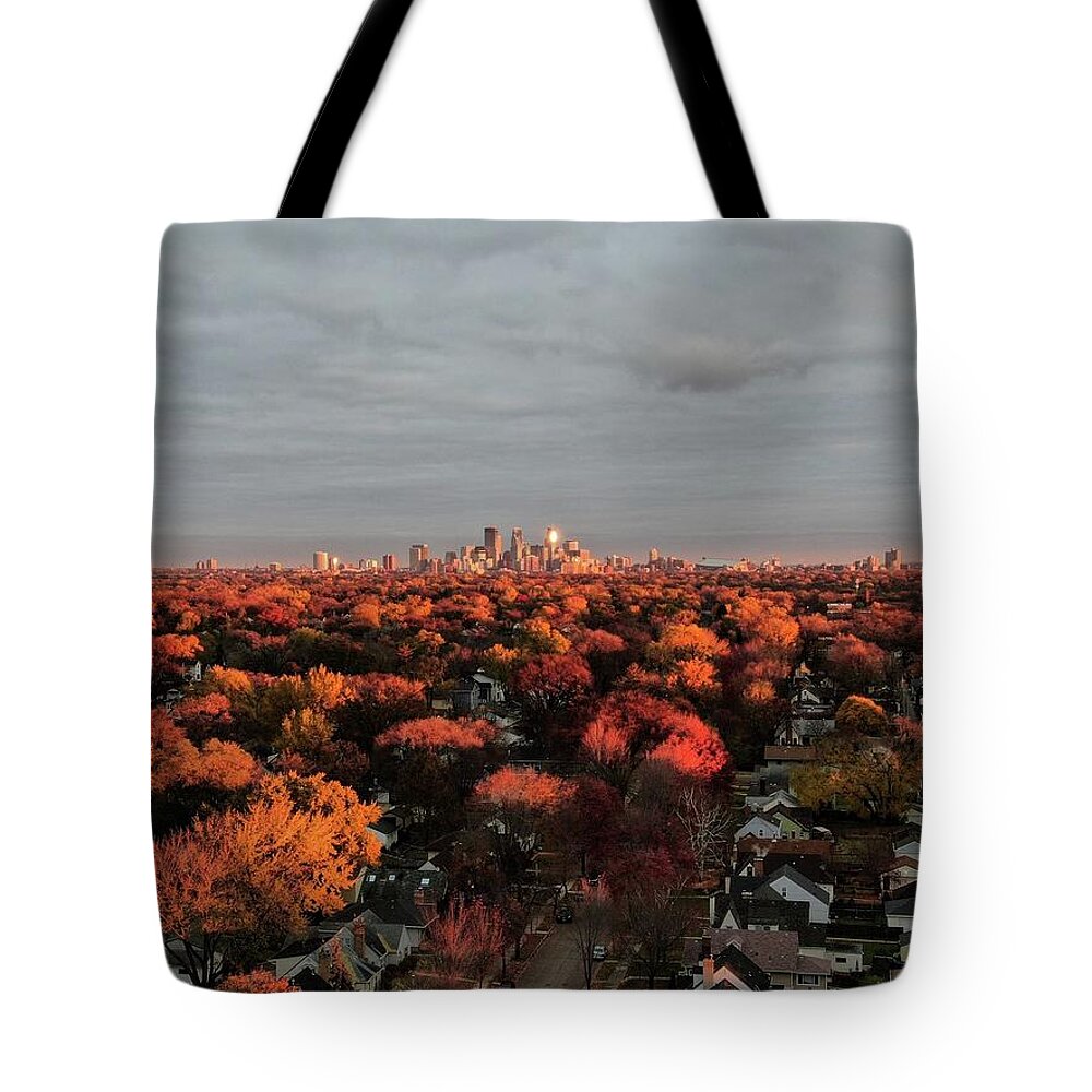 Minneapolis Sunrise Aerial Tote Bag featuring the photograph Minneapolis Sunrise in October by Glenn Galen