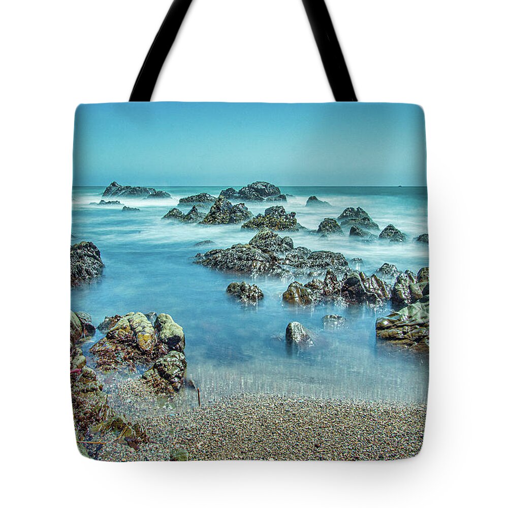 California Central Coast Tote Bag featuring the photograph Moonstone Beach at Low Tide by Donald Pash