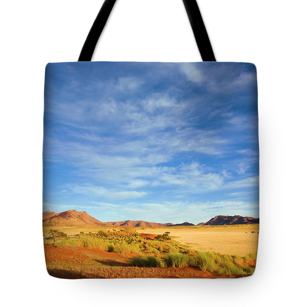 Steppe Tote Bag featuring the photograph Morgenstimmung by Lucynakoch