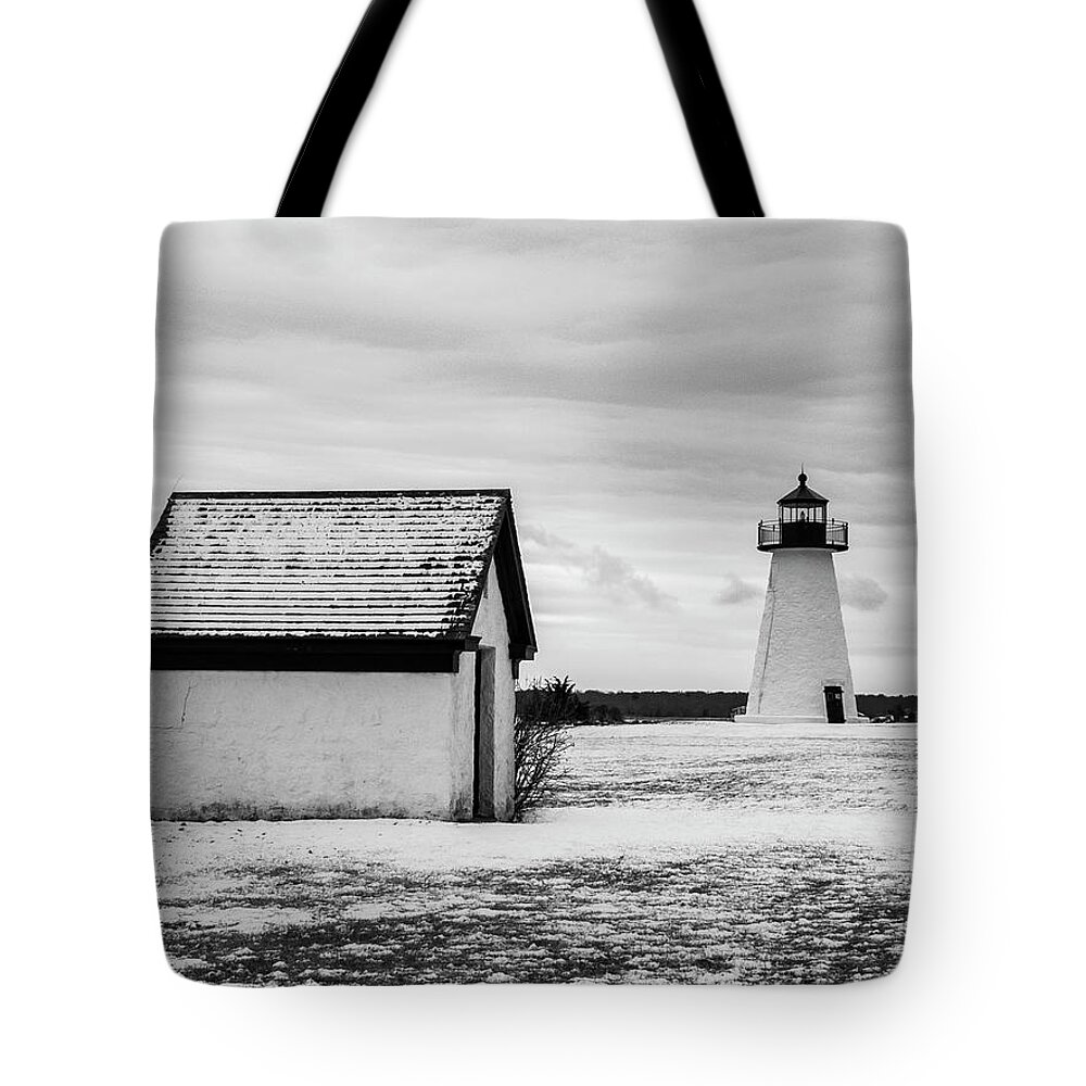 Ned Point Lighthouse Tote Bag featuring the photograph Neds Point Lighthouse Mattapoisett MA BW by David Gordon