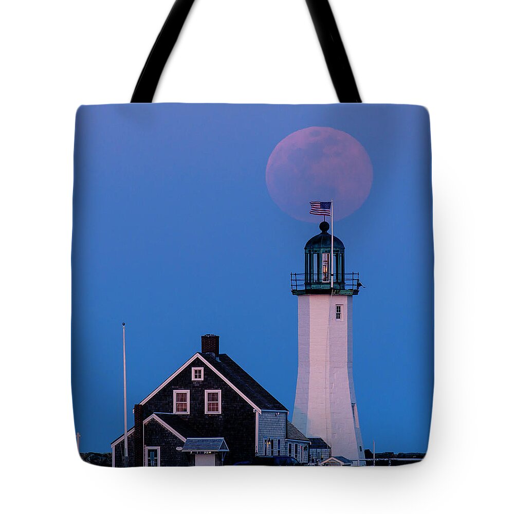 Moon Tote Bag featuring the photograph Old Scituate Light by Rob Davies