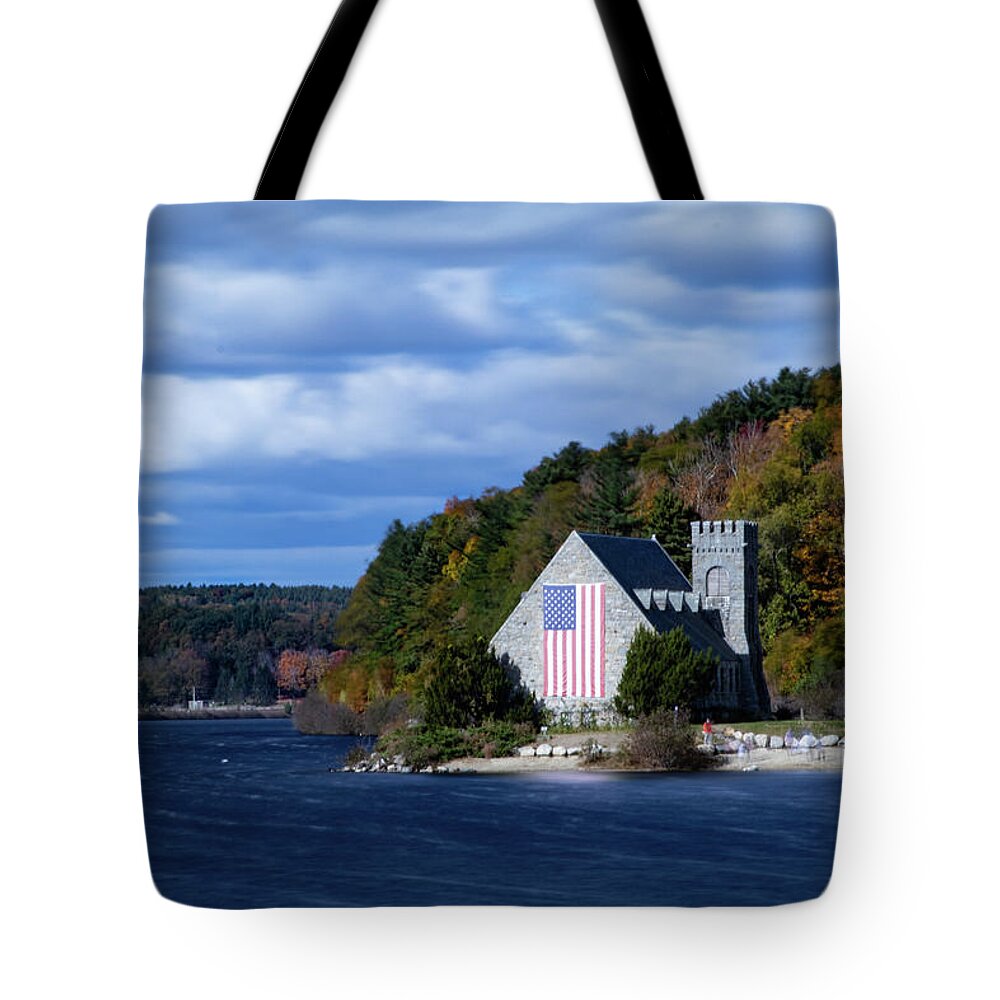 Old Stone Church Tote Bag featuring the photograph Old Stone Church in West Boylston by Jeff Folger