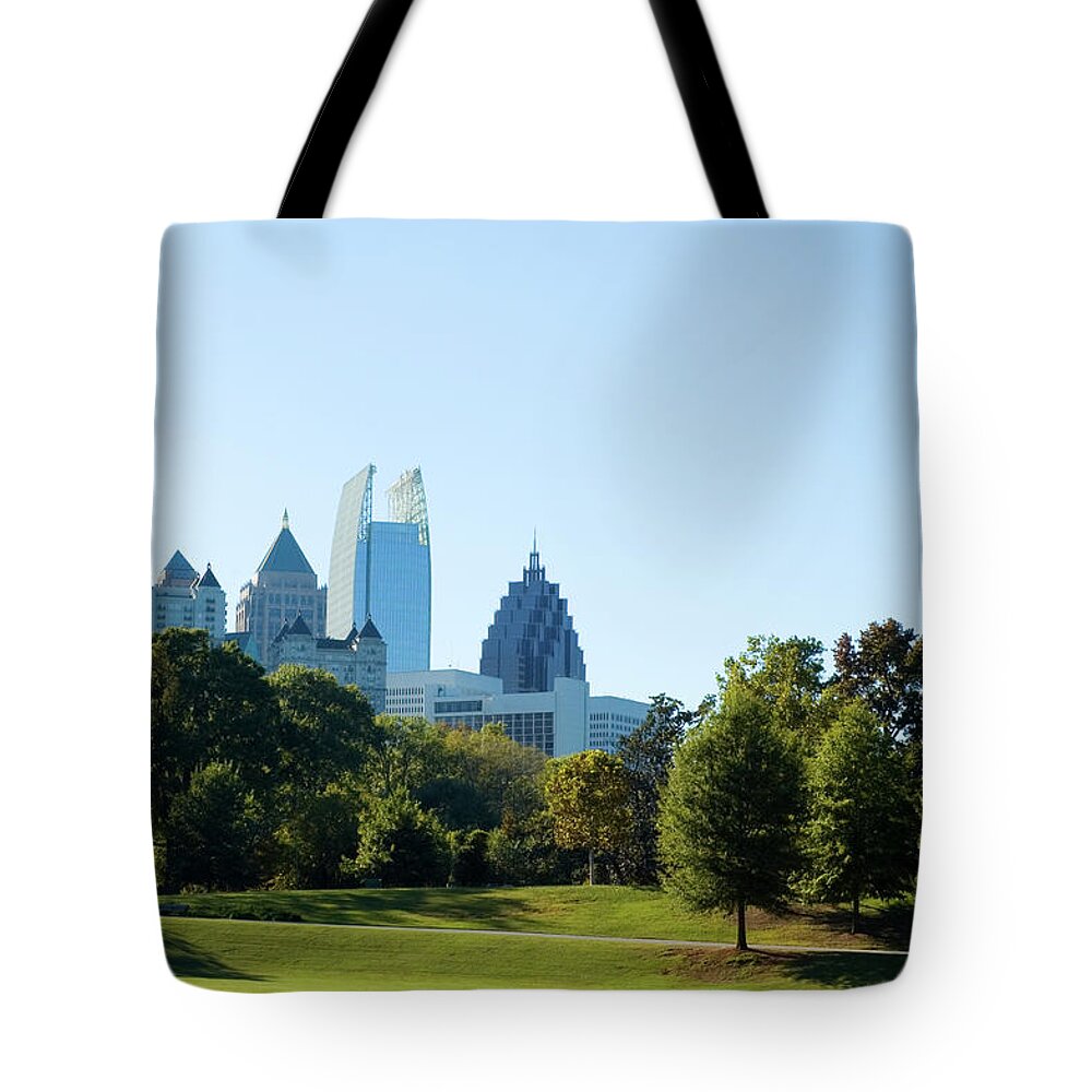 Atlanta Tote Bag featuring the photograph Park by Marilyn Nieves