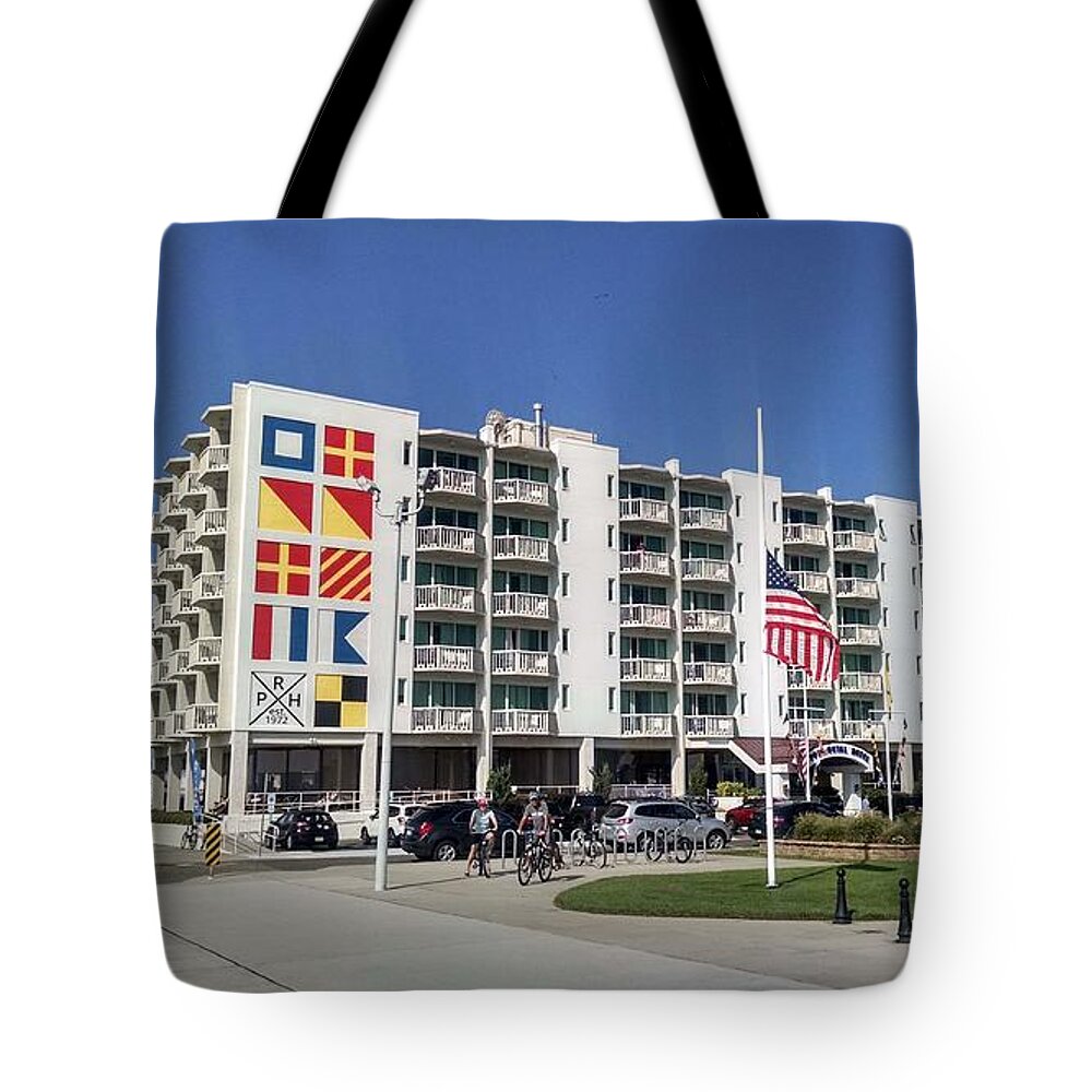 Port Royal Tote Bag featuring the photograph Port Royal Hotel Wildwood NJ 2019 by Christopher Lotito