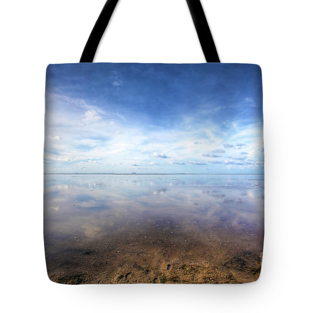 Reflections In The Bay Tote Bag featuring the photograph Reflections In The Bay by Felix Lai